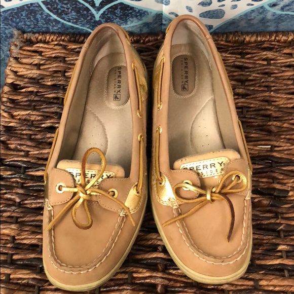 sperry - Picture 2 of 3